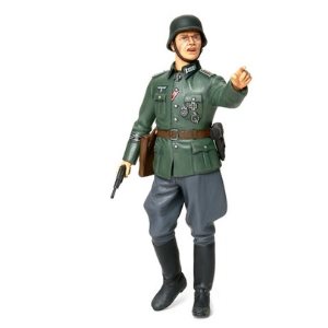 Tamiya German Field Commander 1:16 Scale